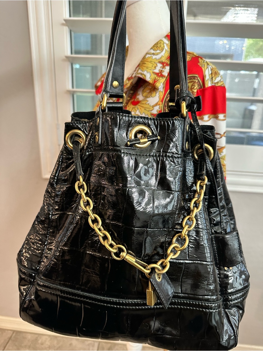 Yves Saint Laurent Black Croc Embossed Patent Leather Overseas Tote Bag
